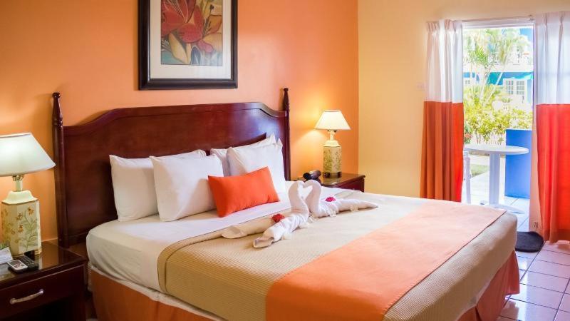 Bay Gardens Inn Gros Islet Szoba fotó